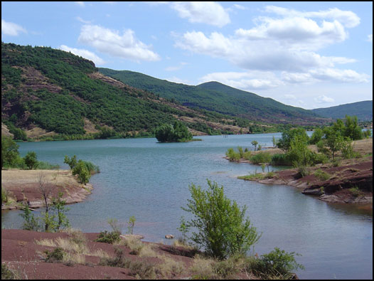 Le lac du Salagou